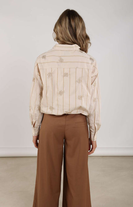 Blouse Lara Embroidery Sand NKF02055