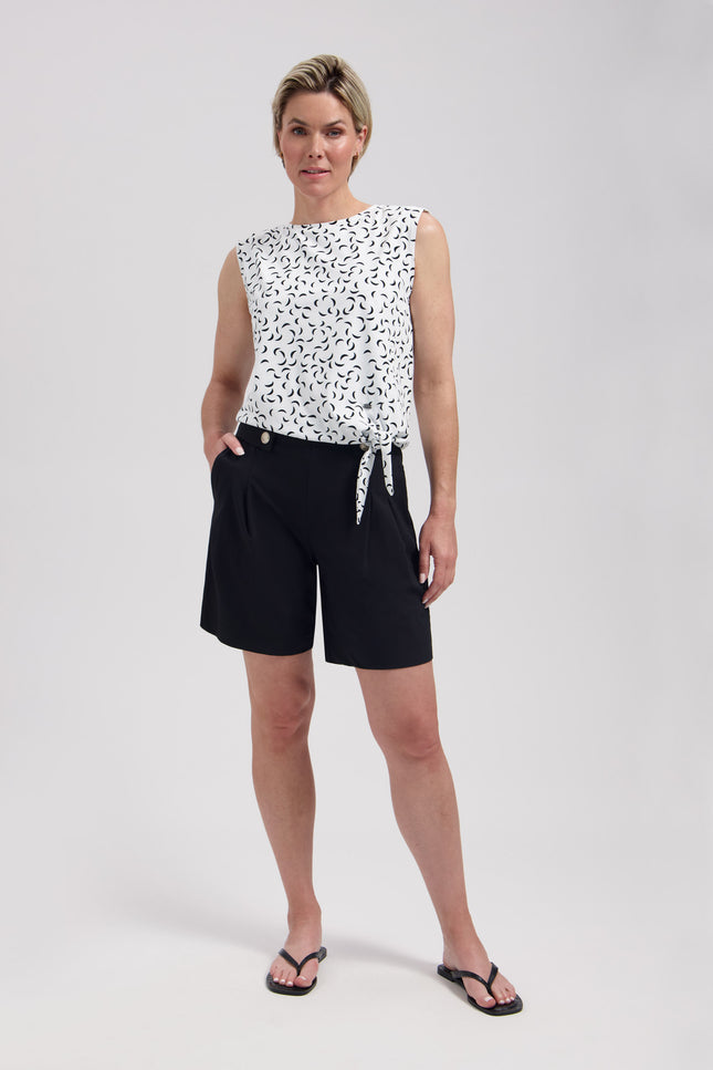Lady Day Travel Short Nola Black L14-375-3310 Stretchshop.nl