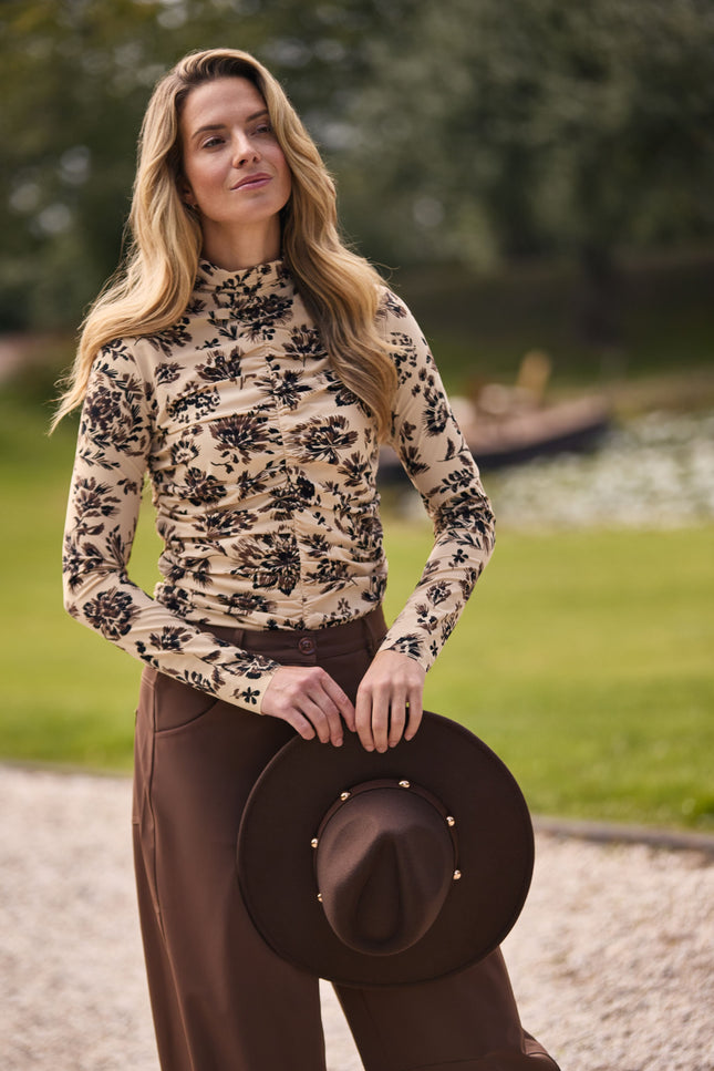 Travel Top Wrinckle Light Ornamental Flowers Print Sand 202895L