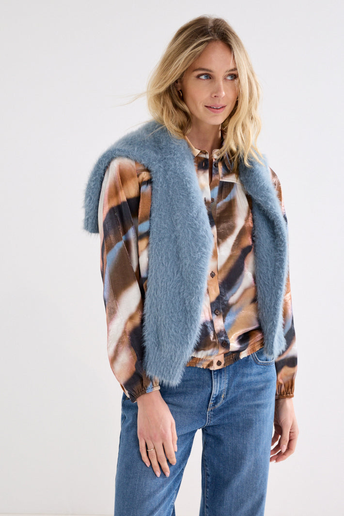 Tramontana mohair trui in Moody Blue Melange met zachte textuur en comfortabele pasvorm, close-up van de gebreide stof.