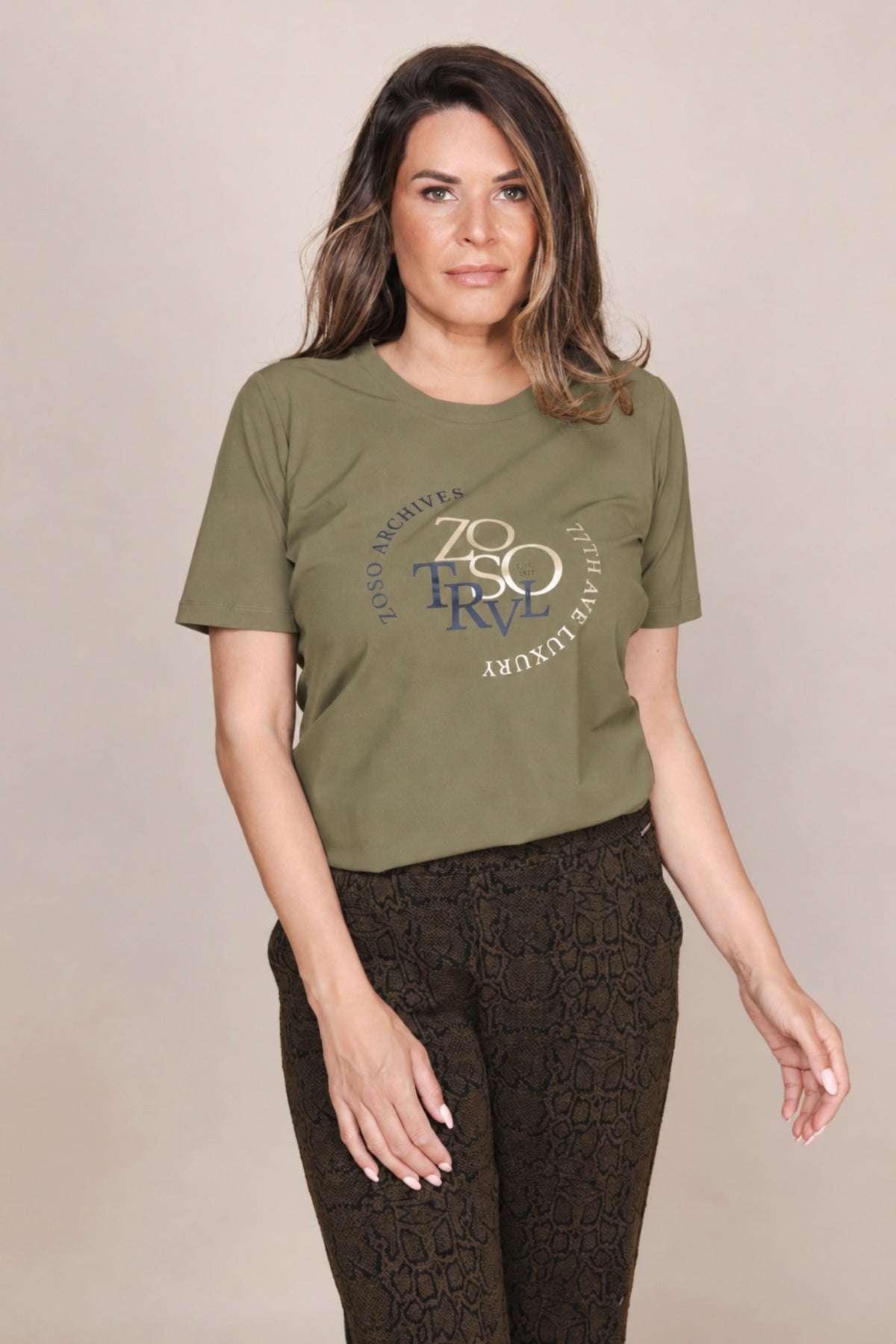 Groene reistrui van Zoso Katy Green 265 met comfortabel katoenen materiaal en casual ontwerp, geschikt voor reizen en dagelijks gebruik.