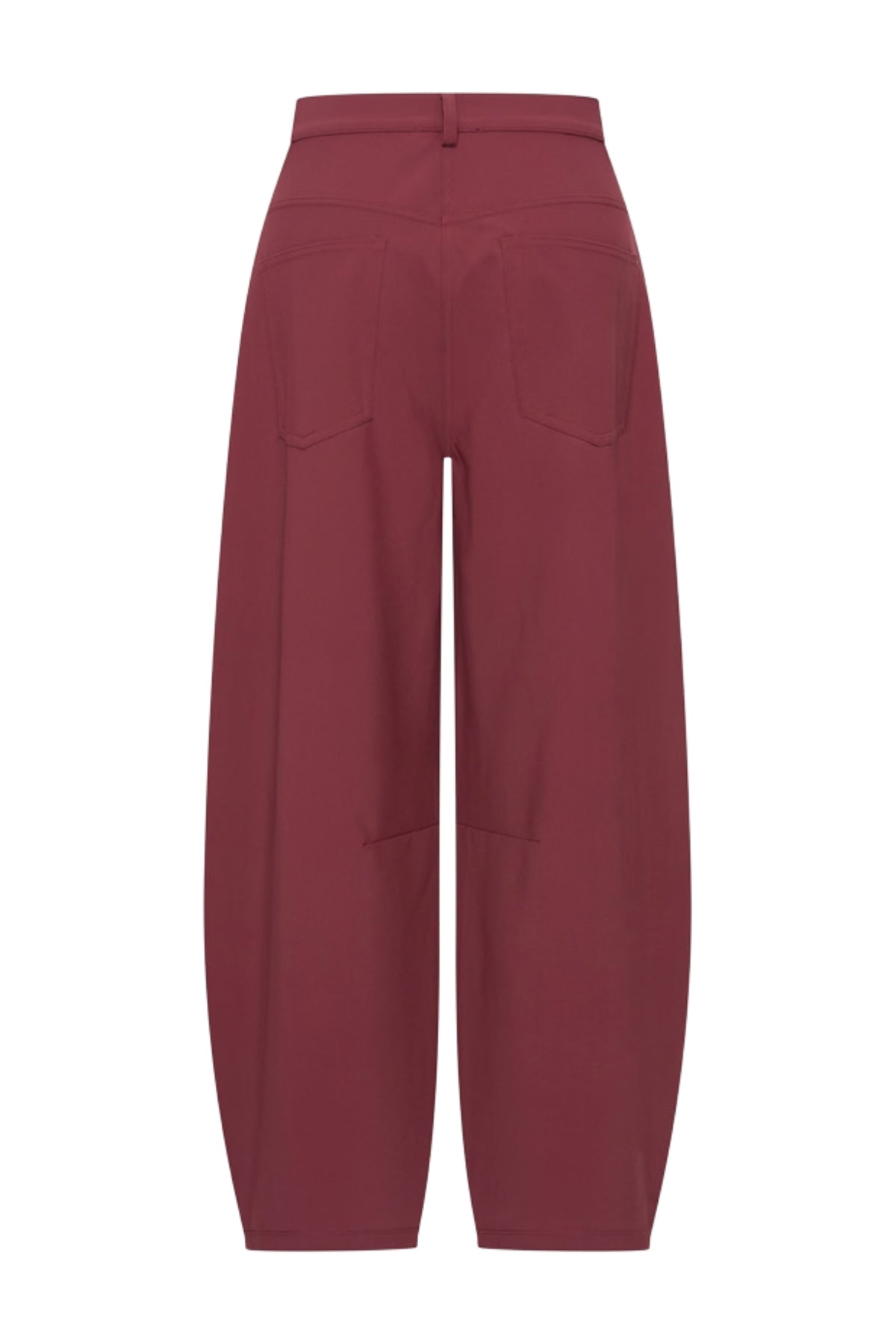 Bonded travel broek in burgundy van Mi Piace, getoond in de afbeelding met comfortabele pasvorm en stijlvolle uitstraling.