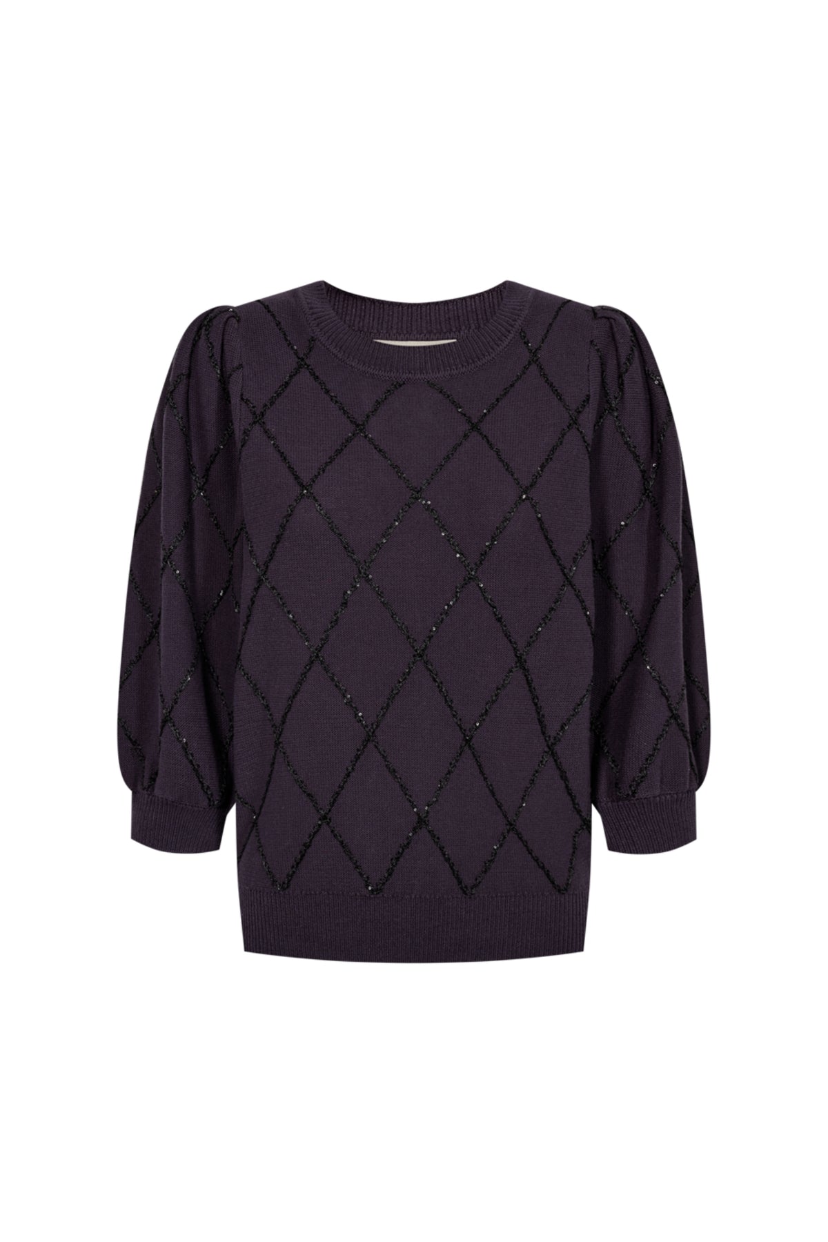Donkere blauw Fqsafri Nightshade trui van Freequent met zachte stof en ronde hals, gedragen door een model op een witte achtergrond.