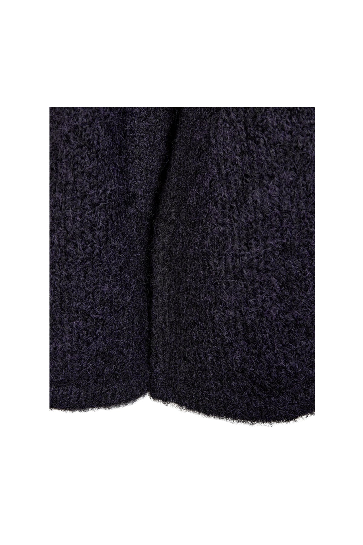Donkere melange trui van Freequent, Fqgrslulu Nightshade, met zachte textuur en comfortabele pasvorm, zichtbaar op de afbeelding.