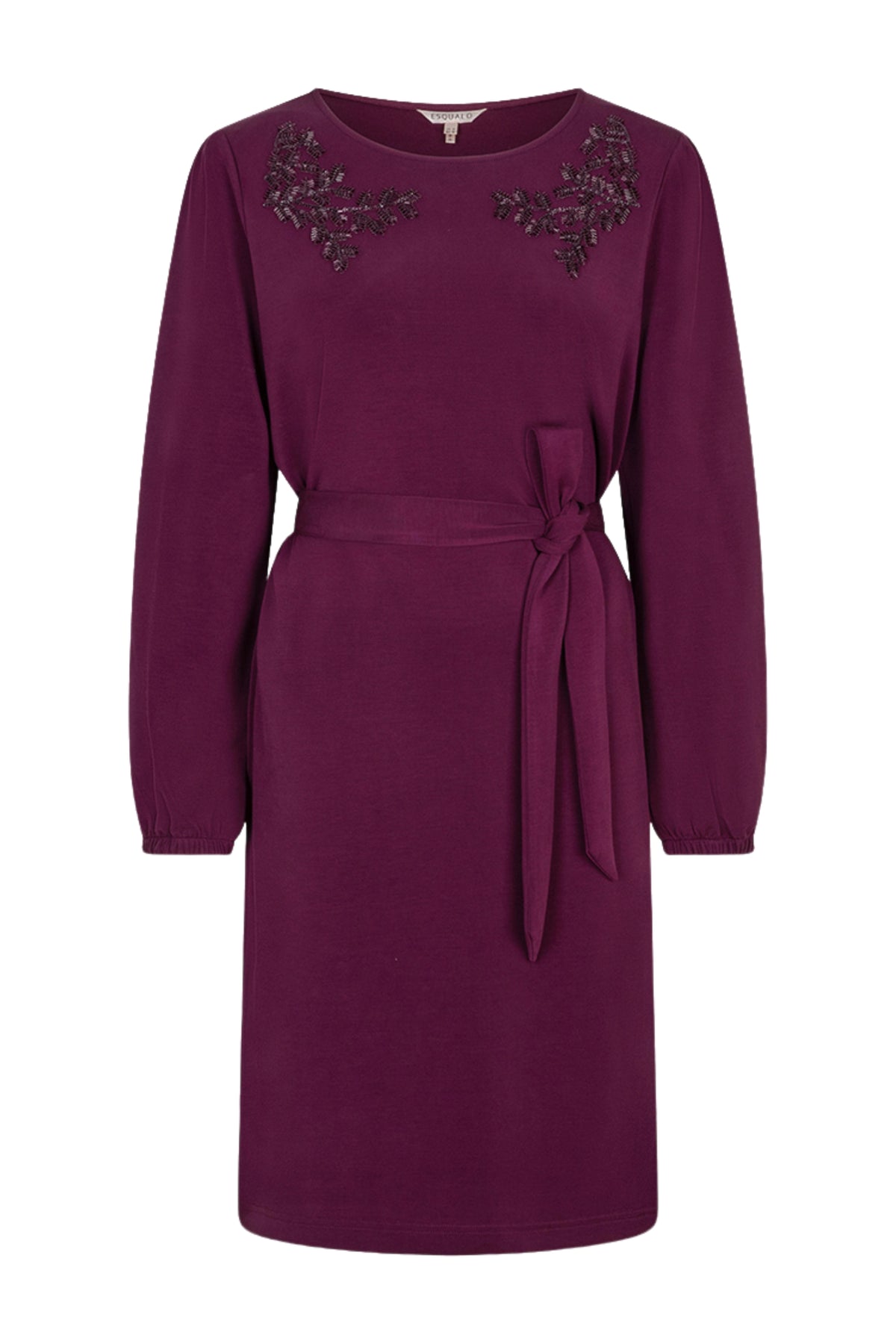 Lichte modal jurk met embellishment details van EsQualo, model Beet W26.05704, met sierlijke afwerking en elegante stijl.