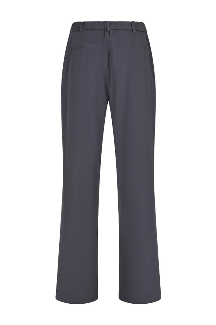 Stijlvolle rechte broek met zijpanelen in charcoal van EsQualo, W26.10730, zichtbaar met zijpanelen en pasvorm.