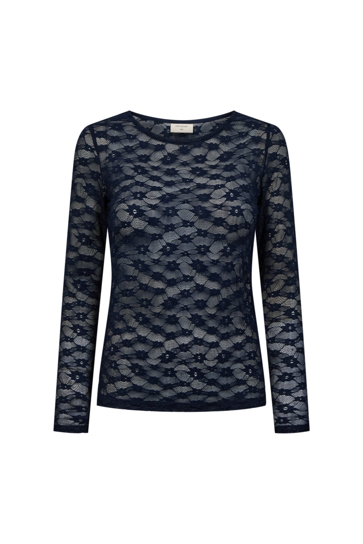 Navy blazer van Freequent, Fqibena, met knoopsluiting en revers, gedragen door een model, op een neutrale achtergrond.