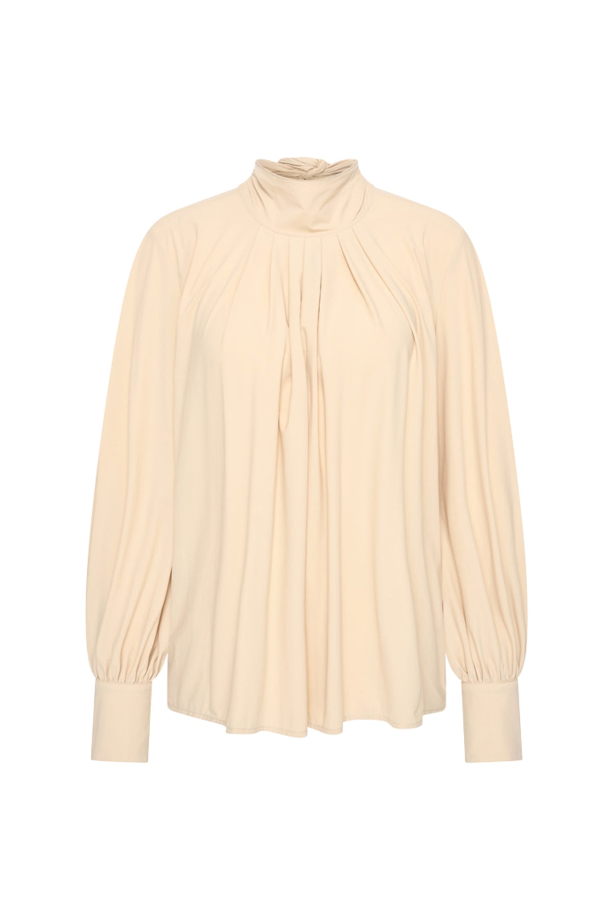 Luchtige reisblouse van Mi Piace met strikdetail in zandkleur, geschikt voor comfortabele reizen en casual gelegenheden.