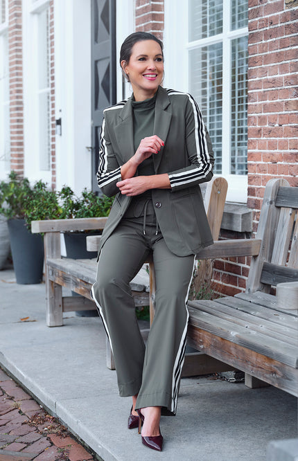 Travel Blazer Tape Deep Depth 202667