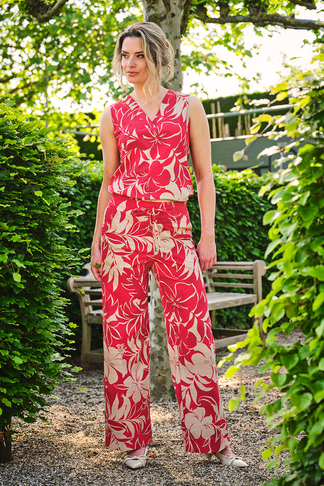 Travel Top Tropical Hibiscus Print Red 202425