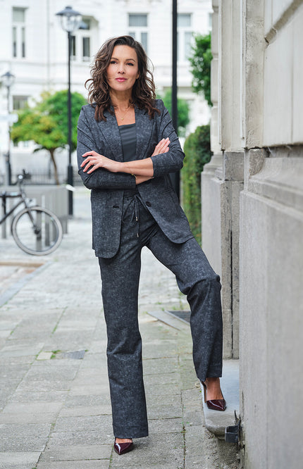 Heavy Travel Broek Flared Stone Foil Print Dark Grey 202136