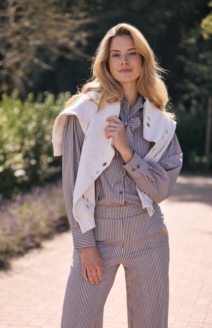 Trui Embroided Sleeves Winter Grey 202881