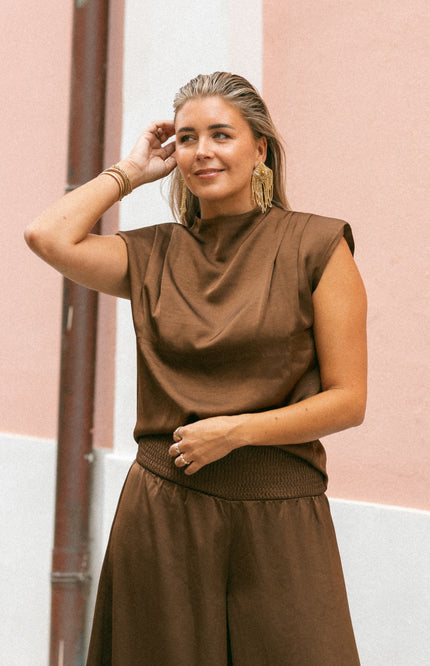 Top Cariño Dark Brown