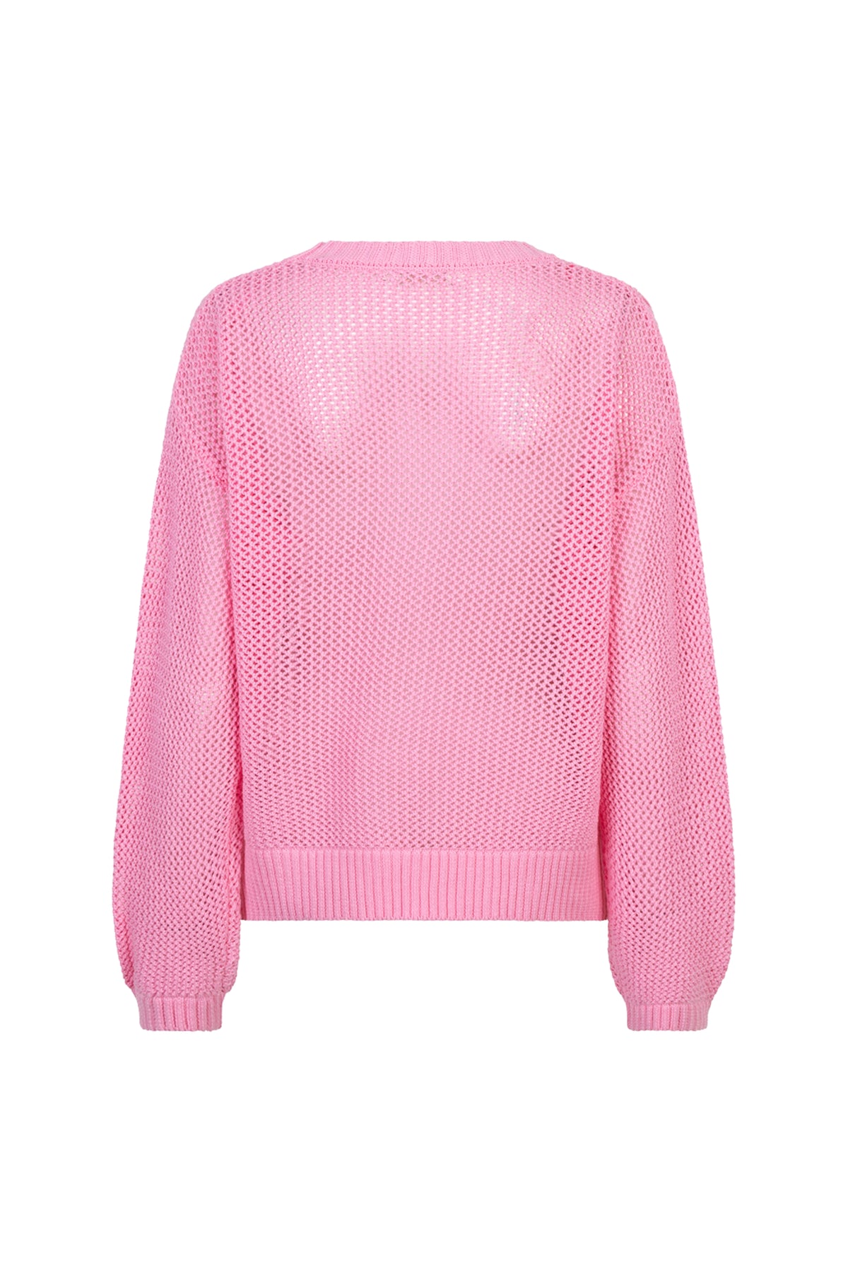Lichtroze sweater van EsQualo met ronde hals en lange mouwen, gedragen door een model op de foto.