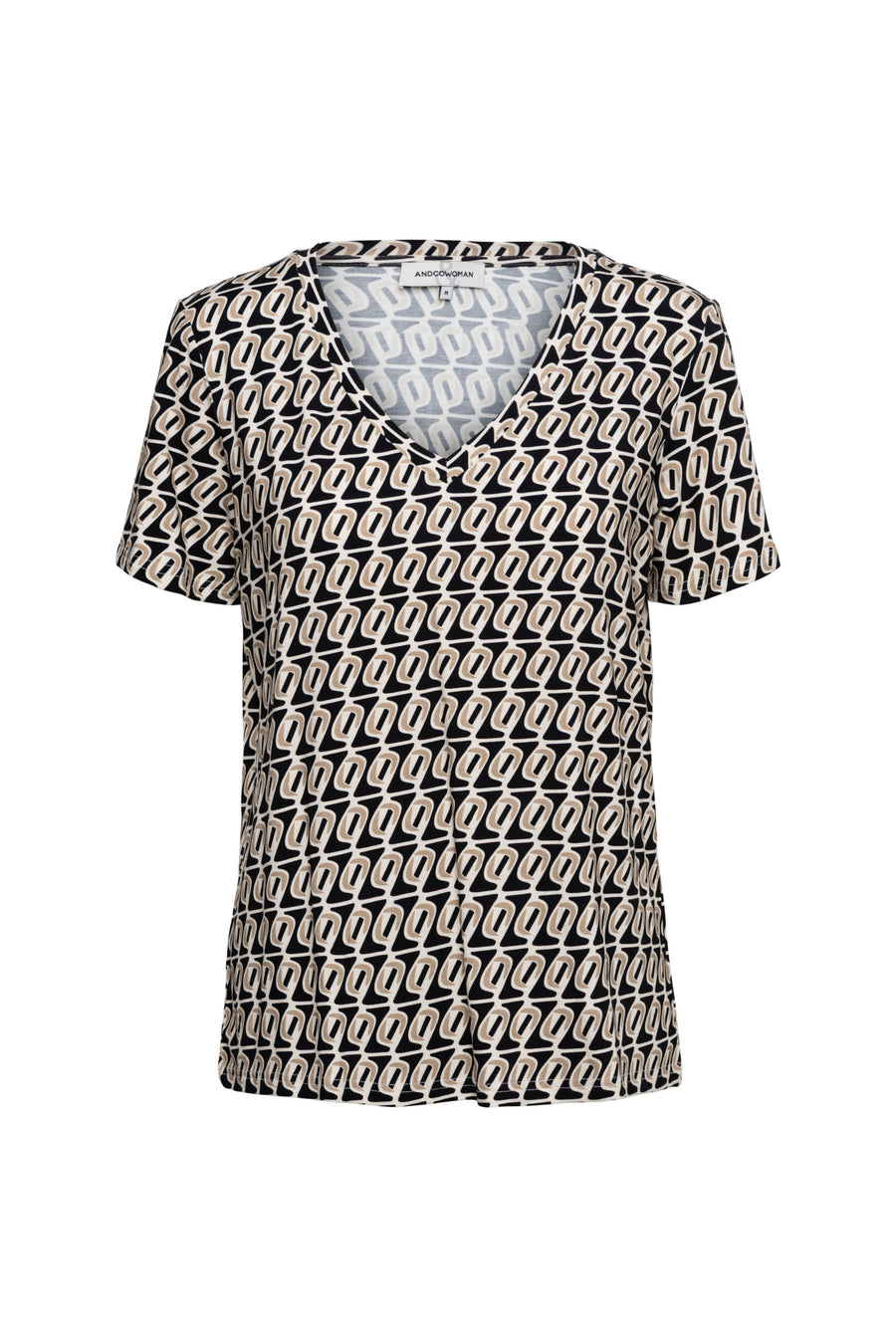Multicolor Marley Moon Sunset top van &Co woman, met een losvallend ontwerp en opvallende print, gedragen door een model.