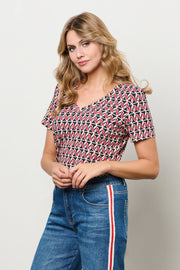 Roze en rode multi-colorige top Marley Moon van &Co woman, met opvallende print en stijlvolle pasvorm.
