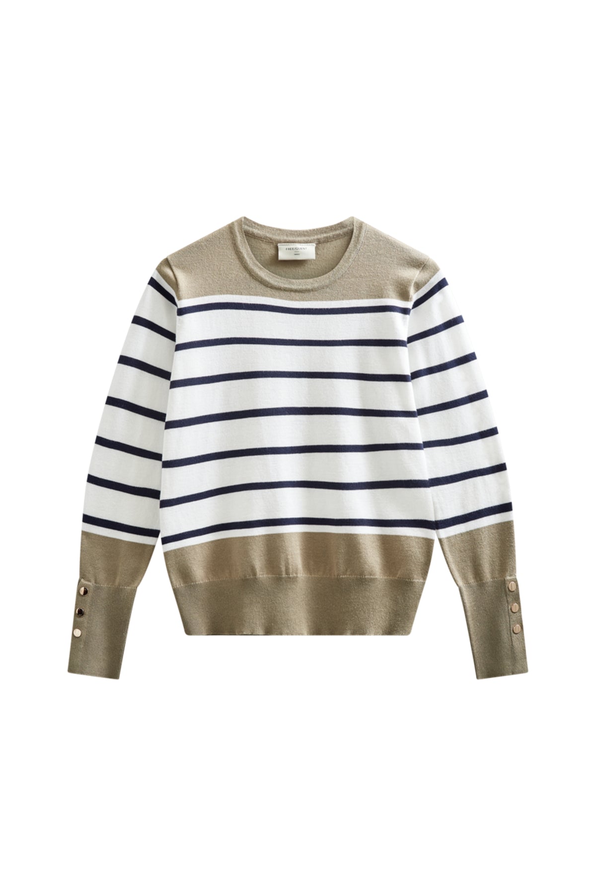 Witte trui van Freequent met zilveren mink sterprint, zachte offwhite kleur, getoond op een model.