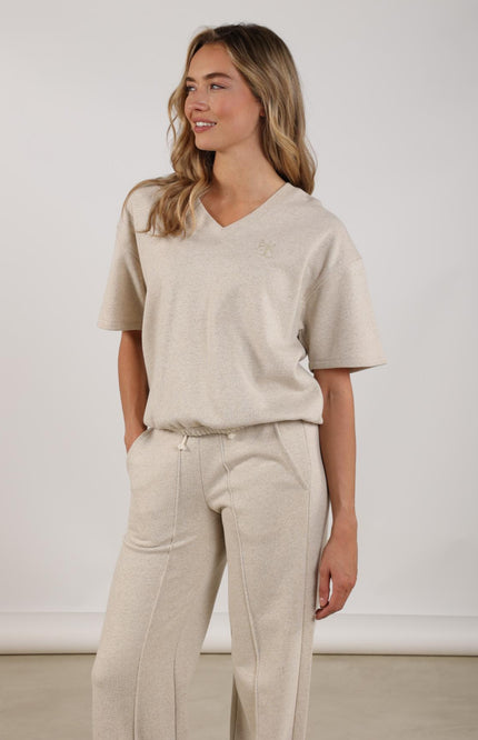 Nukus Sweater Cici Lurex V-neck Sand NKS03065 Stretchshop.nl