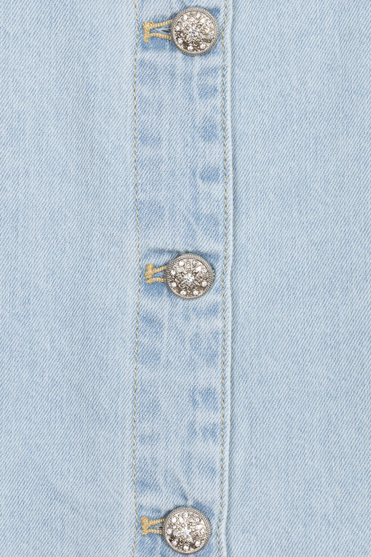 Blouse van licht denim met korte mouwen en blauwe kleur, van EsQualo, getoond in de afbeelding.