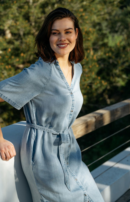 &Co woman Jurk Jacklyn Light Denim DR301 Stretchshop.nl