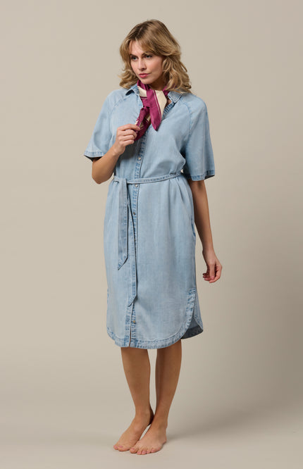 &Co woman Jurk Jacklyn Light Denim DR301 Stretchshop.nl