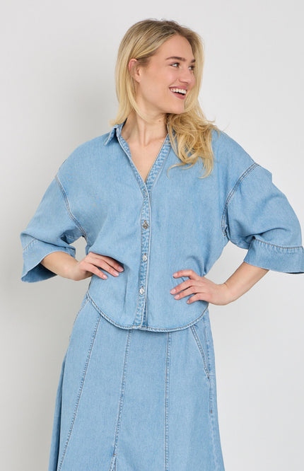Freequent Blouse Fqmilo Light Blue Denim 207843 Stretchshop.nl