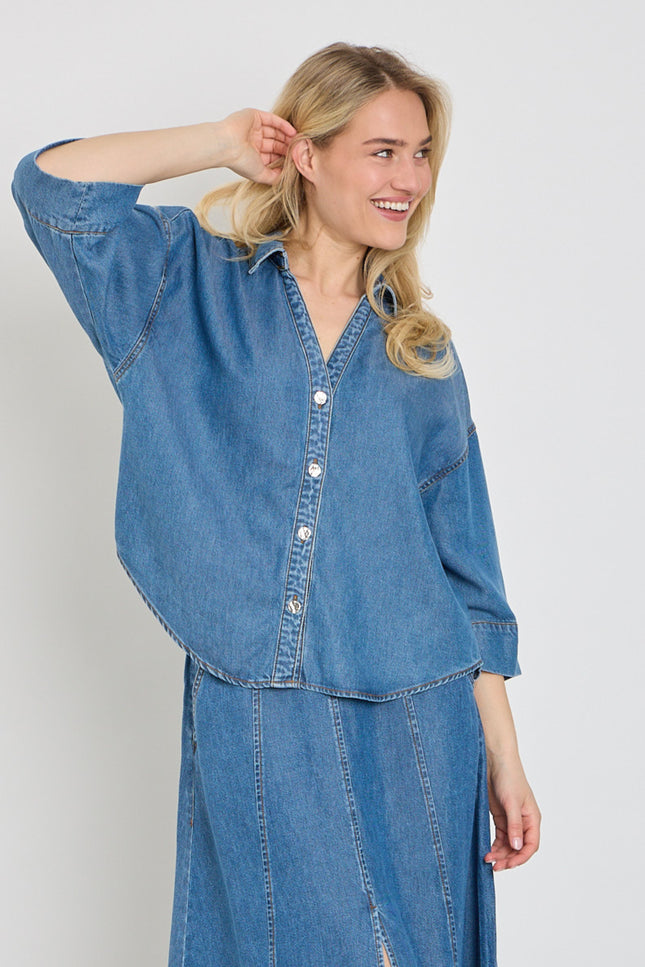 Freequent Blouse Fqmilo Medium Blue Denim 207843 Stretchshop.nl
