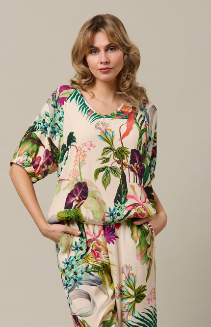 &Co woman Top Agnes Flower Vanilla Multi TO368 Stretchshop.nl