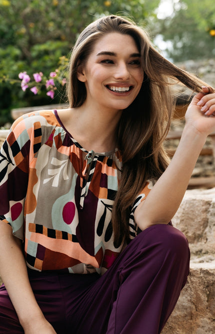 &Co woman Top Axelle Art Leaf Plum Multi TO371 Stretchshop.nl