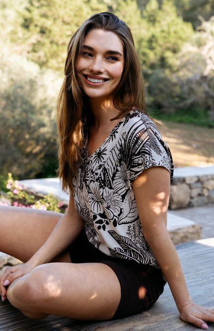 &Co woman Travel Short Posie Chocolate PA361 Stretchshop.nl
