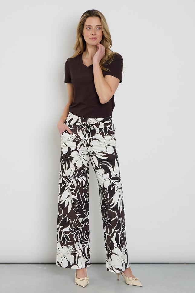 Mi Piace Travel Broek Tropical Hibiscus Print Espresso 202433 Stretchshop.nl