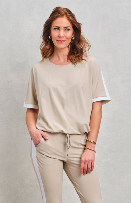 Zoso Travel Blouse Lisanne Sand 262 Stretchshop.nl