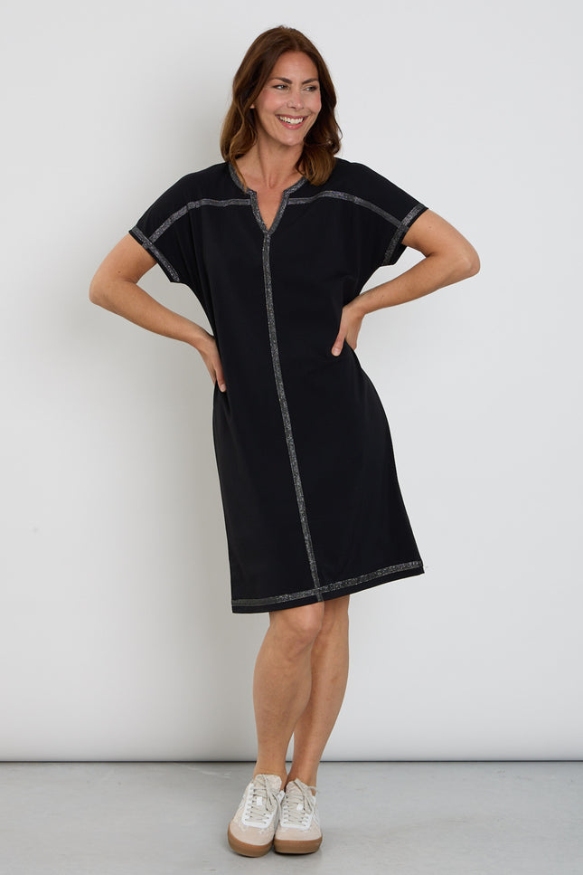 Zoso Travel Jurk Aime Black 263 Stretchshop.nl