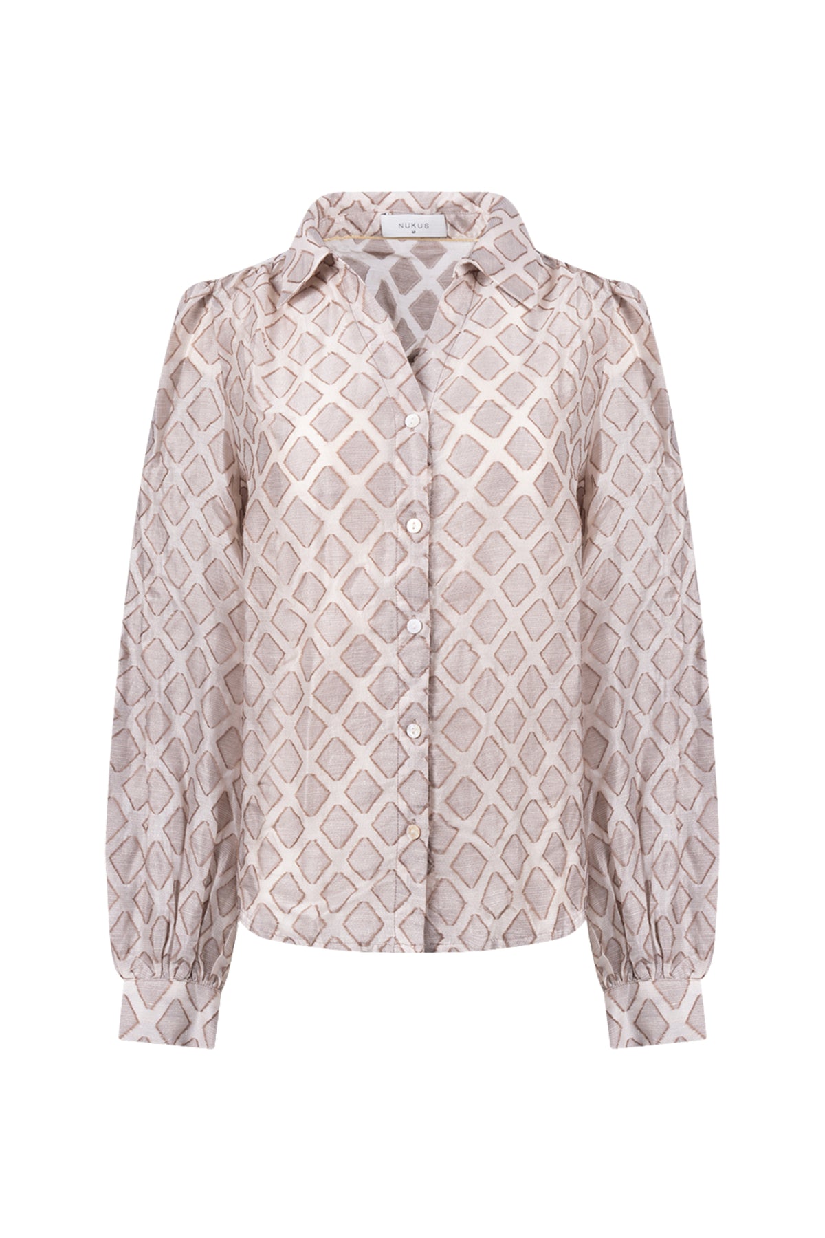 Blouse Antonella met patroon van Nukus, zandkleurige damesblouse met stijlvolle print en elegante pasvorm.