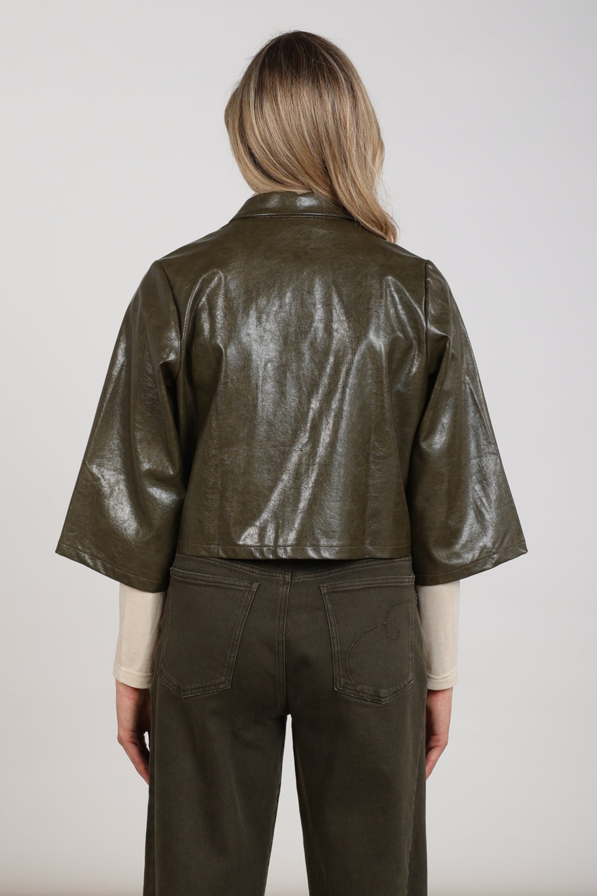 Nukus Mara PU Moss jas met capuchon en ritssluiting, donkerbruine kleur, modieuze winterjas voor dames