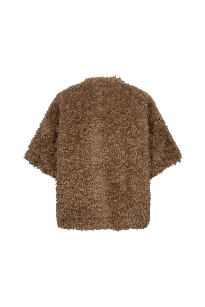 Roze damesjas Freddie Fake Fur Cafe Noir van Red Button, getailleerd met bontkraag en knopen, voor een stijlvolle uitstraling