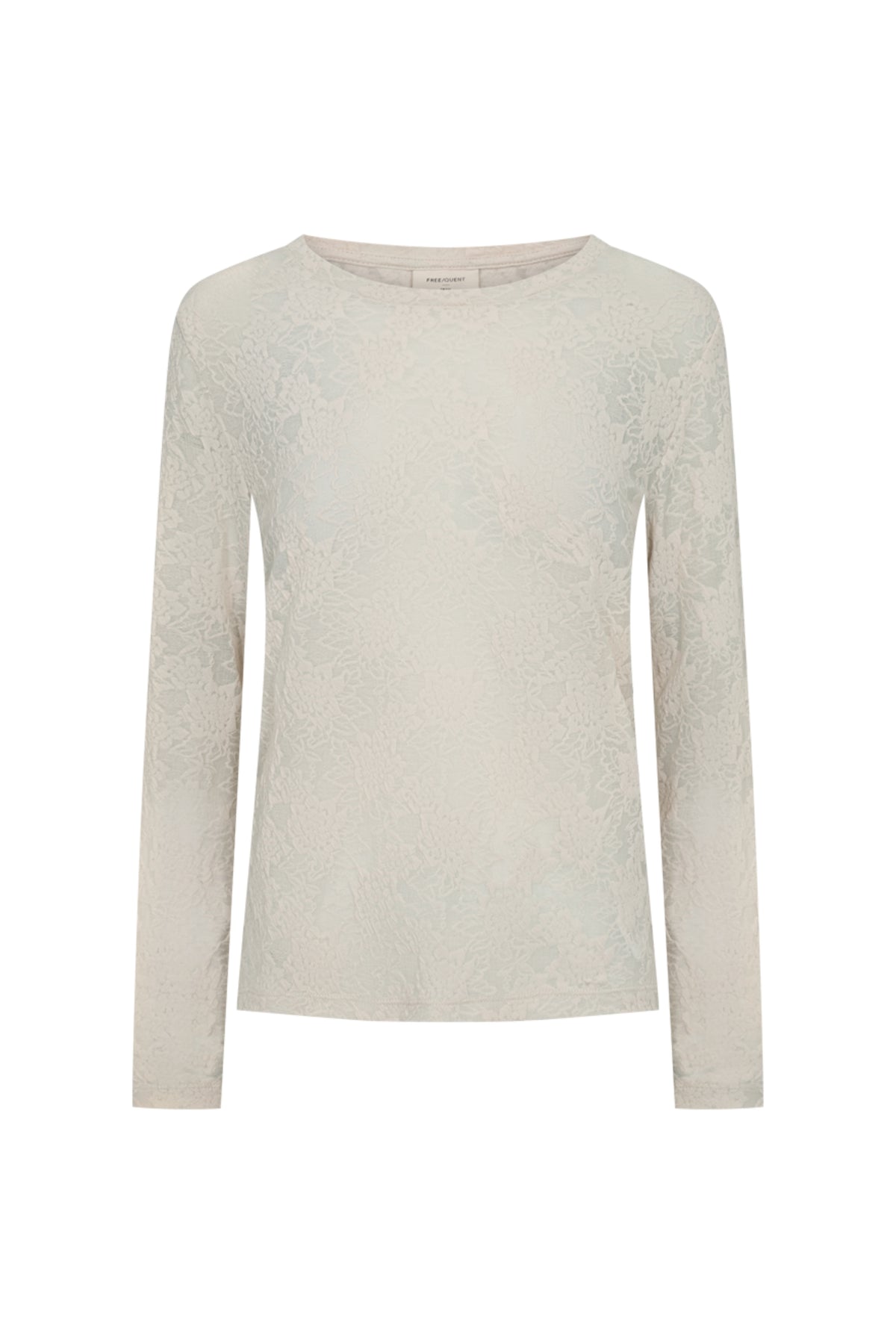 Freequent Top Fqesvia Moonbeam met ronde hals en zachte stof, gedragen door een modell, lichte kleur en casual stijl.