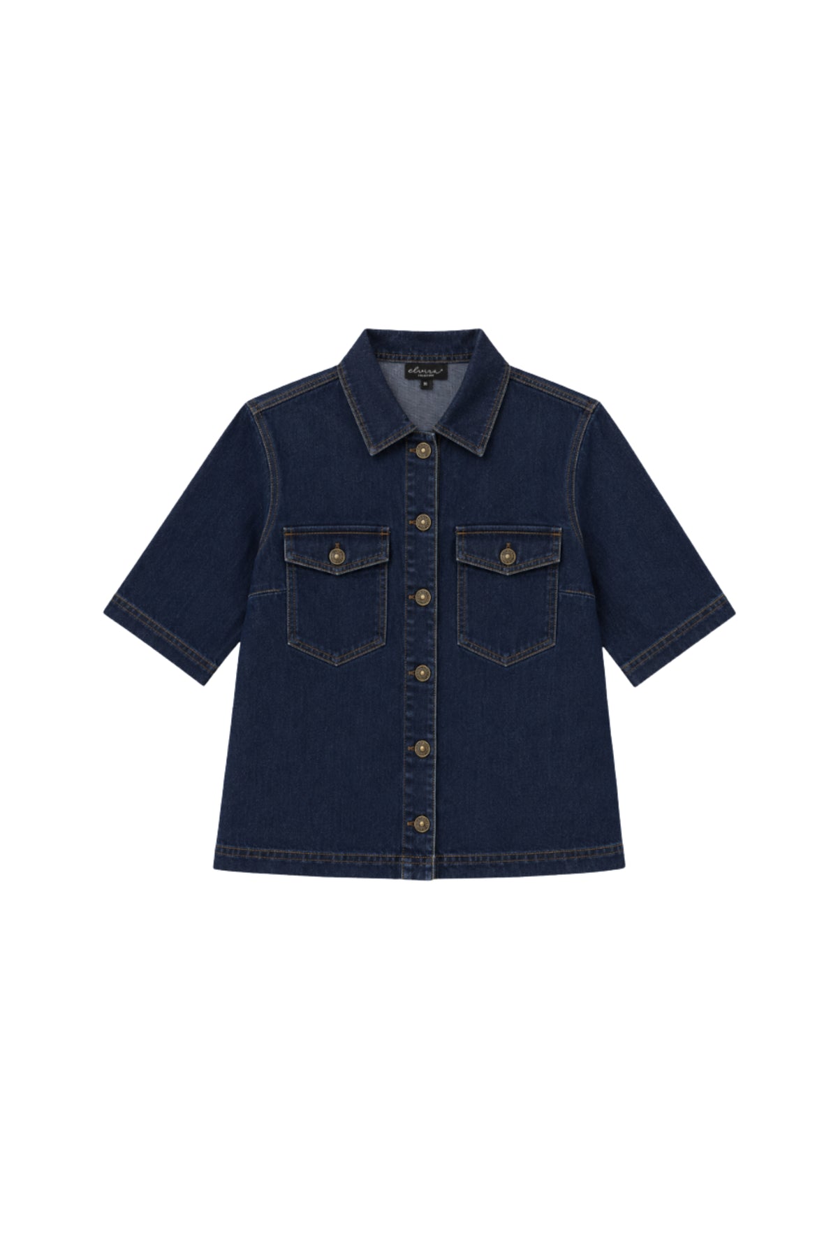 Donkerblauwe Deluna Nightfall denim top van Elvira Casuals, close-up van de stof en pasvorm.
