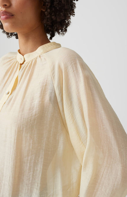Blouse Fabrielle Honey Butter
