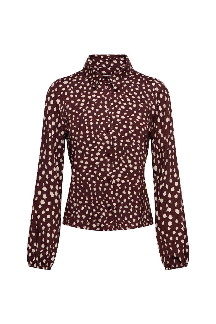 Blouse Anja Bambi Burgundy Multi van &Co woman, met kleurrijk patroon en losvallend model, gedragen door een model.