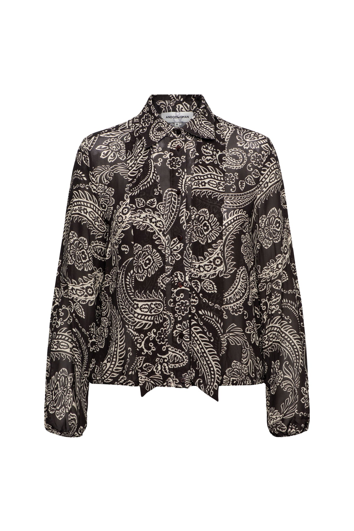 Donkere chocolade blouse Alisha Paisley van &Co woman, met elegante print en losse pasvorm, zichtbaar op de afbeelding.