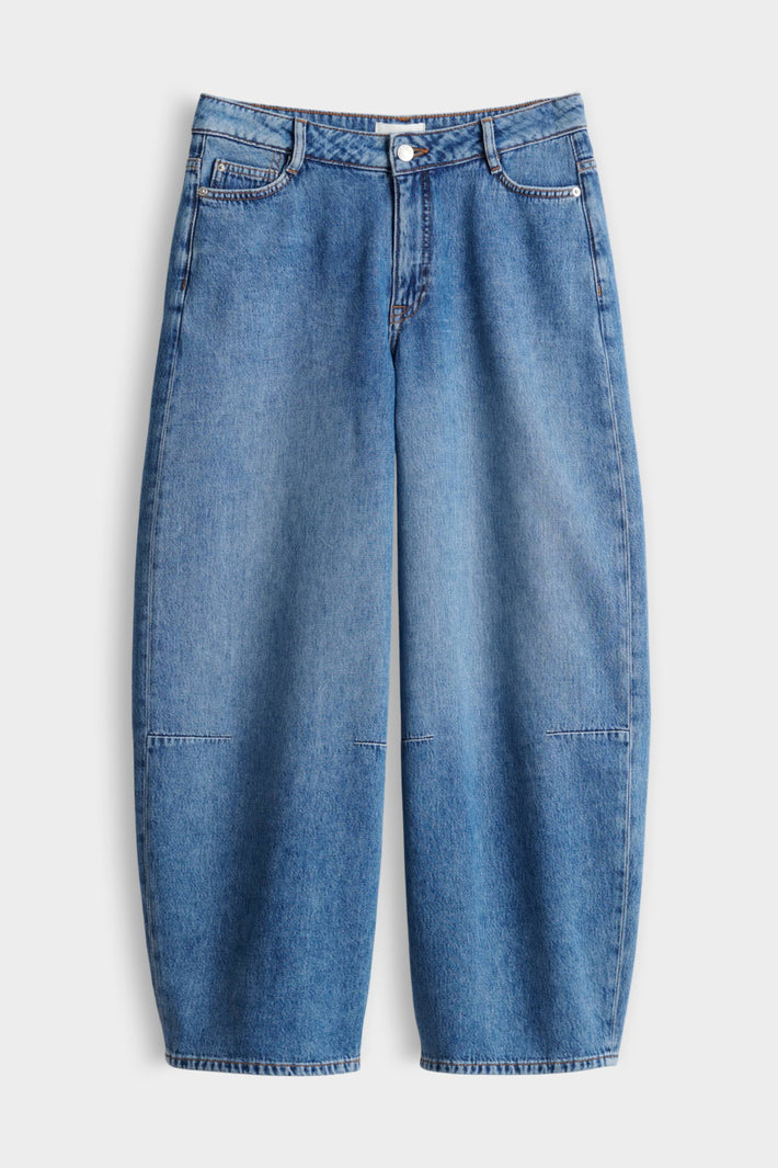 Lolah Paris mid-blue broek voor dames, maat L28, van Opus, met een rechte pasvorm en comfortabel design.