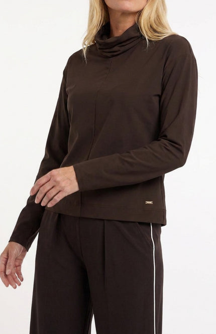 Travel Top Tokyo Brown