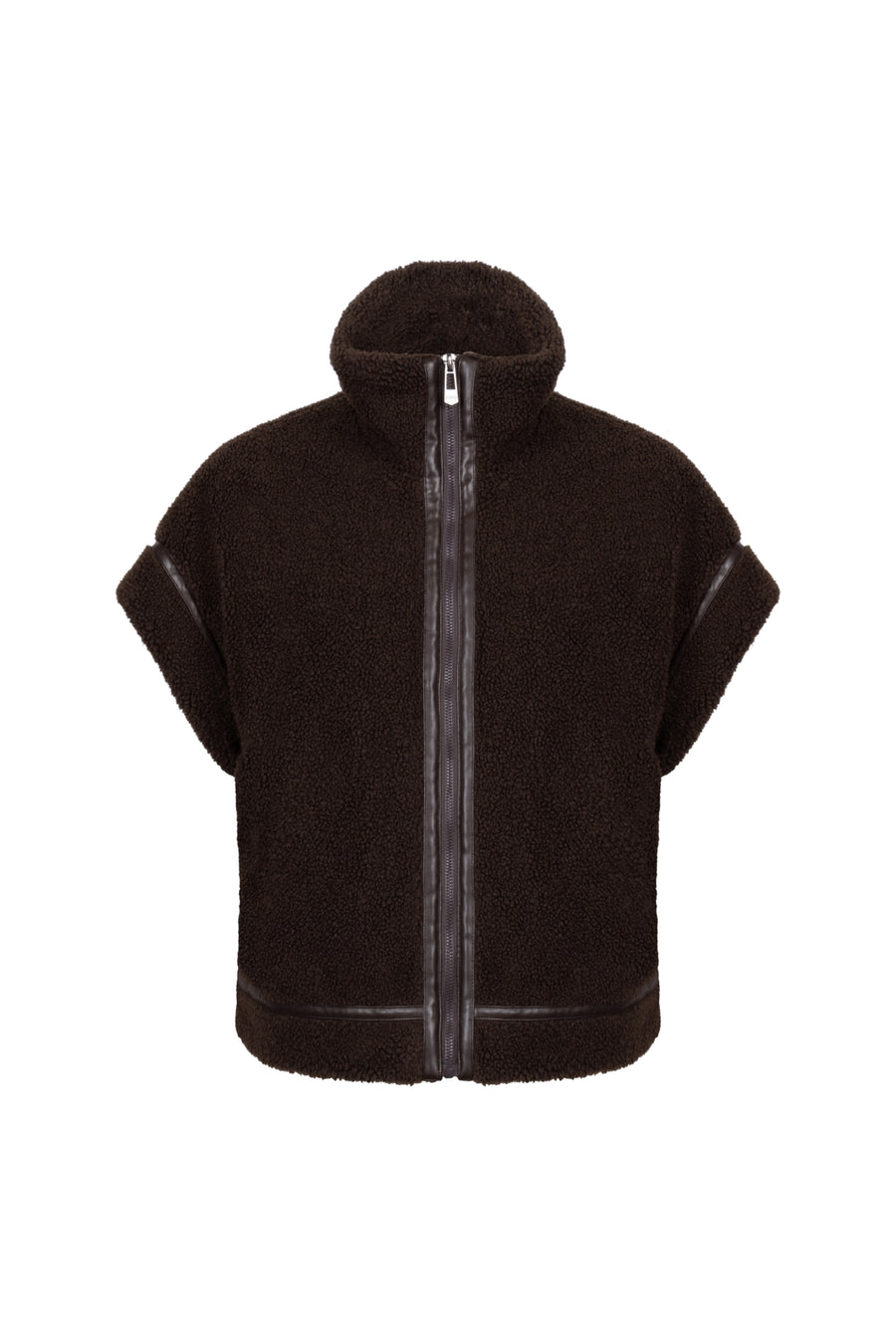 Zoso Annelot Espresso jas voor dames, donkerbruine winterjas met capuchon en knopen, op een model gedragen.