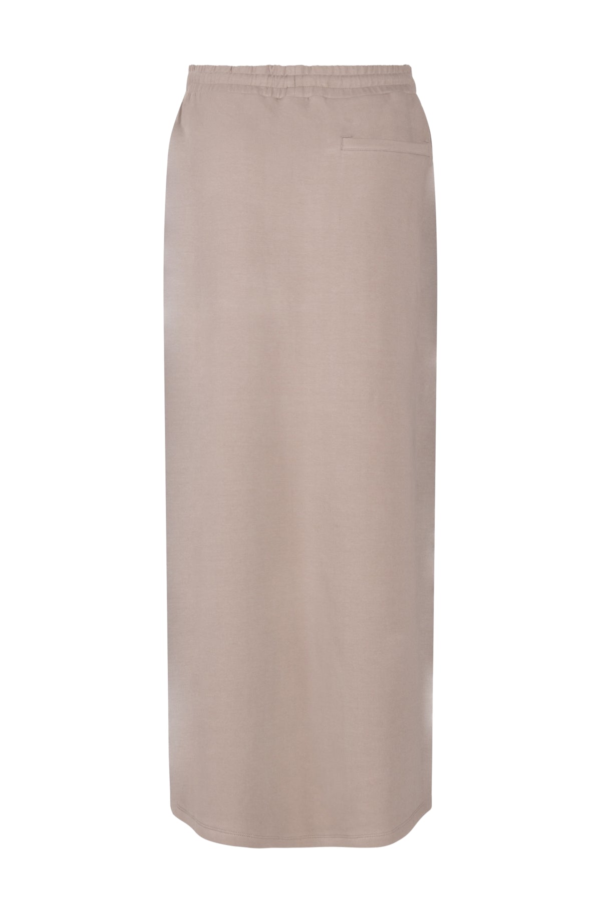 Taupe rok Fonda van Zoso met vloeiende stof en elegante snit, gedragen door een model in een stijlvolle setting