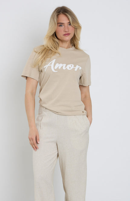 Elvira Casuals T-shirt Amor Sand Stretchshop.nl