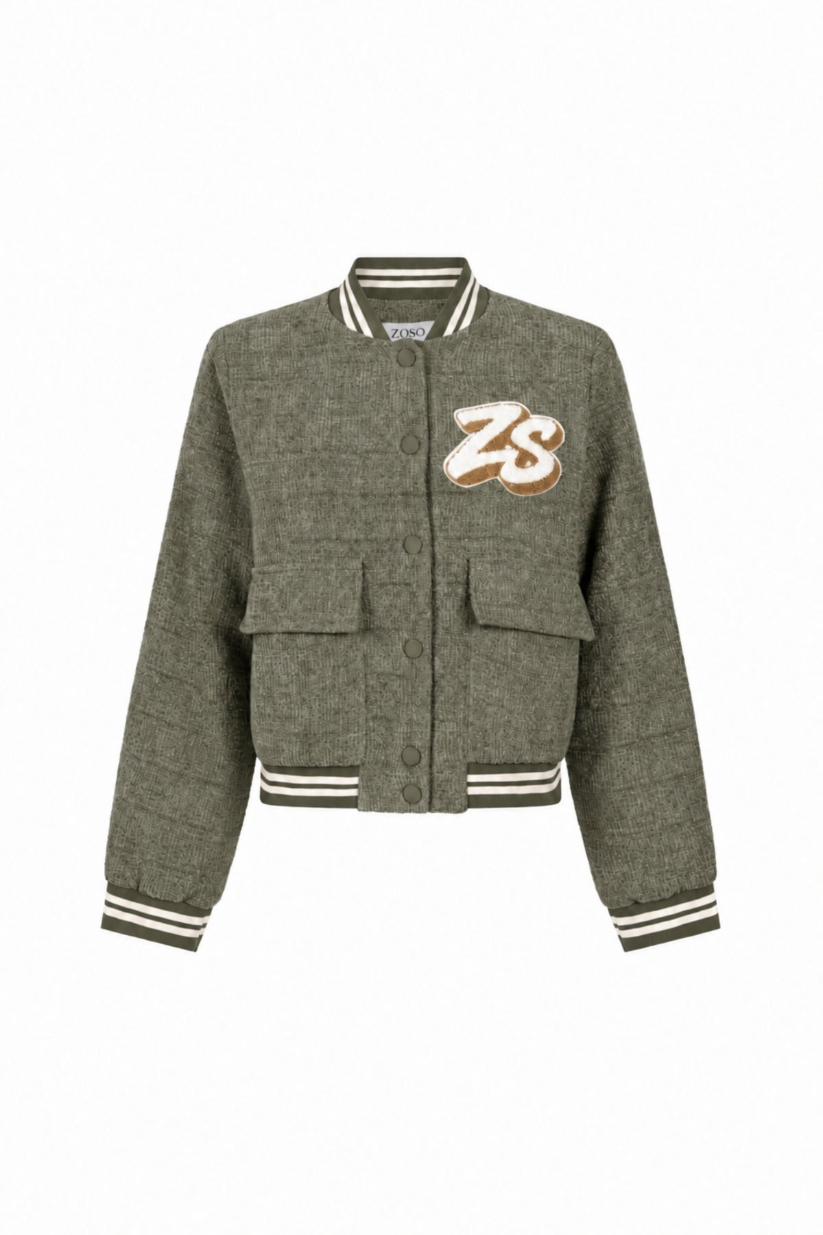 Groene Zoso Jacket Alicia 265, lichte windjack met ritssluiting en capuchon, gedragen door een persoon.