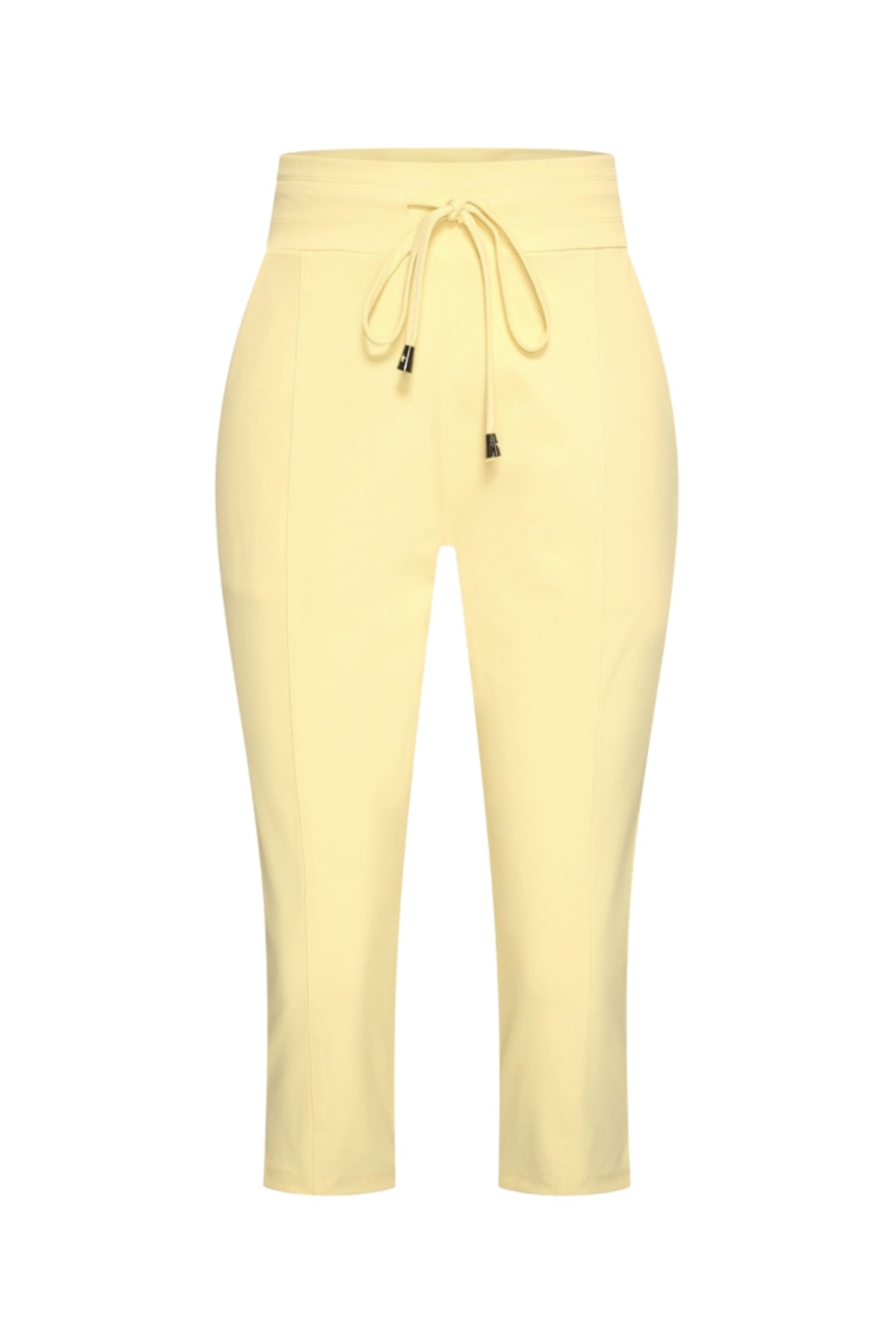Lichtgele Mi Piace travel capri broek met een losse pasvorm en elastische taille, geschikt voor comfortabel reizen en casual dragen.