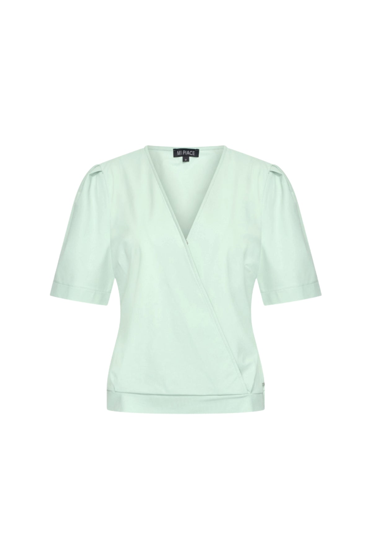 Pistachekleurige Travel Top Wrap van Mi Piace, comfortabel en stijlvol, getoond in de afbeelding.