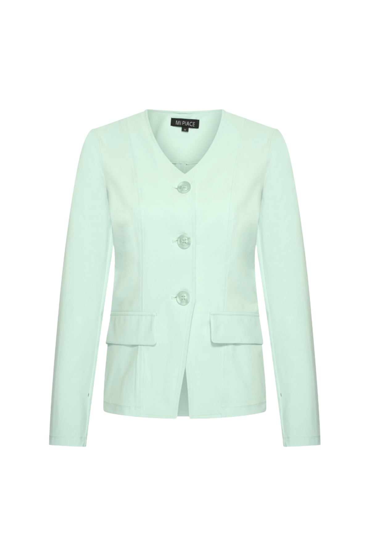 Groene Mi Piace Travel Blazer Pistachio met knoopsluiting en zakken, geschikt voor reizen en casual draagstijl.